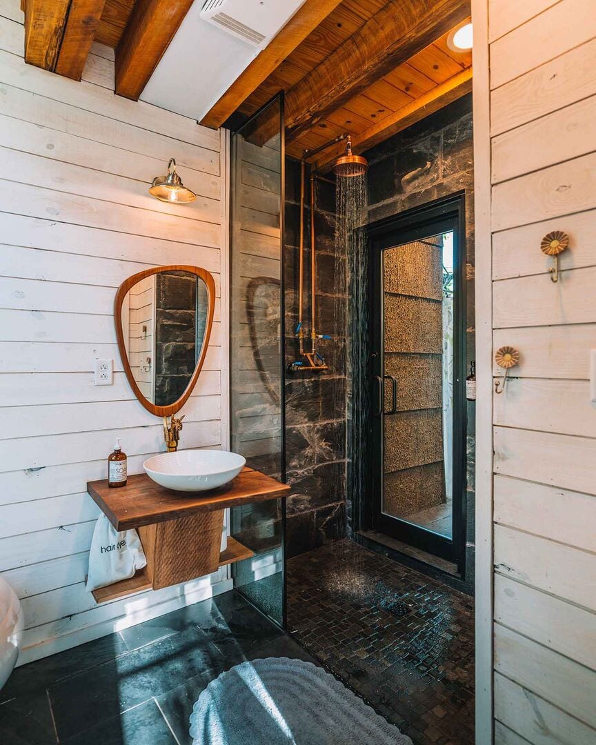 Dogwood Treehouse by Treetop Hideaways - Photo 4